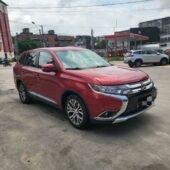 Mitsubishi Outlander 7 places