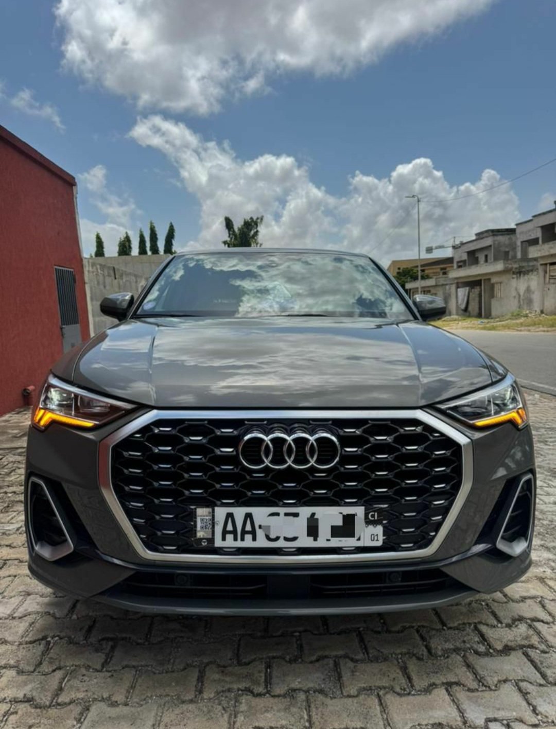 AUDI Q3 S-Line 2.0L en vente