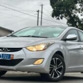 HYUNDAI ELANTRA GLS à vendre