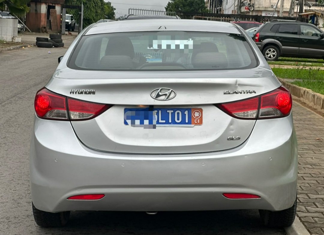 HYUNDAI ELANTRA GLS à vendre
