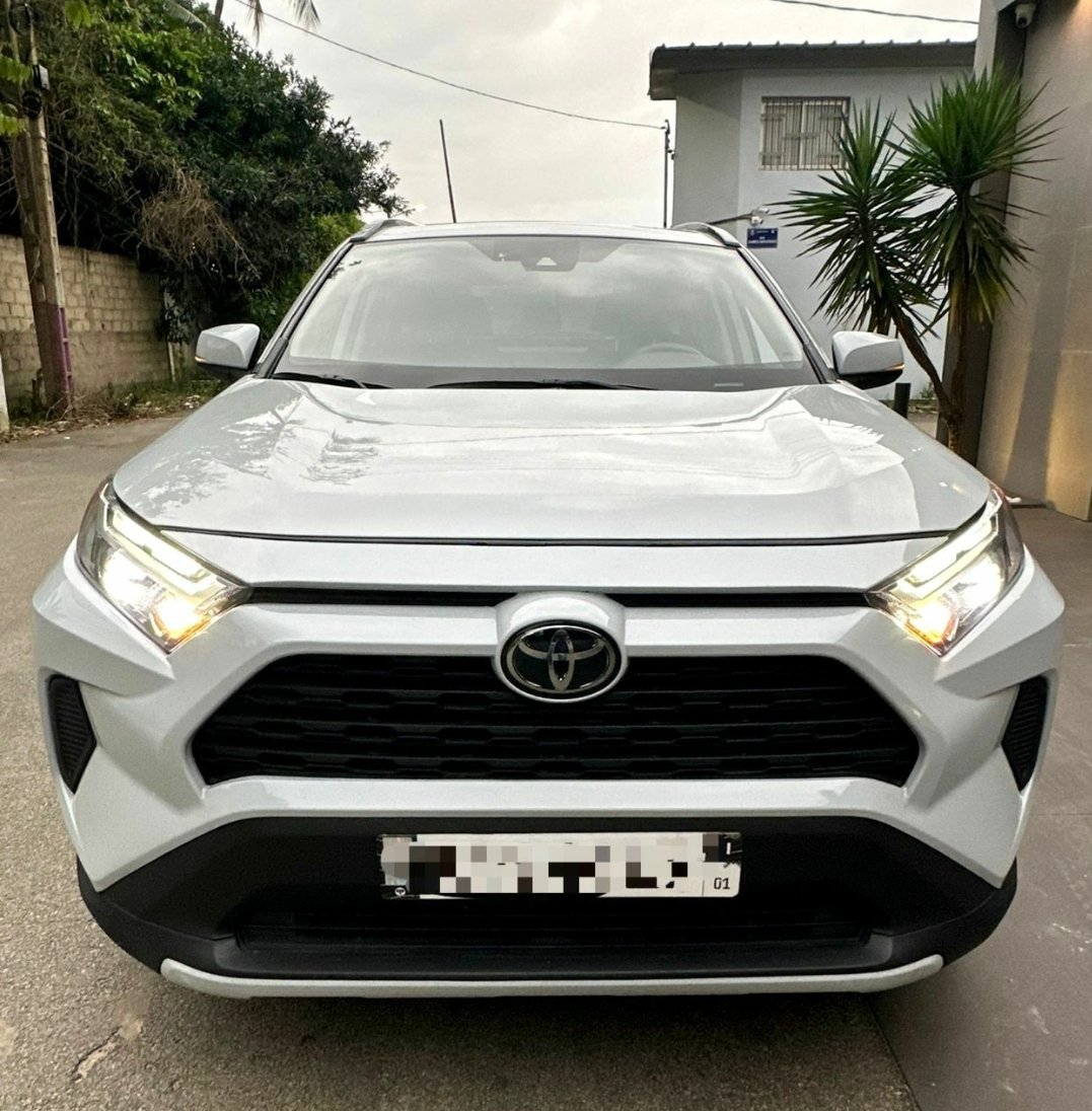 TOYOTA RAV4 Importée ANNÉE 2023