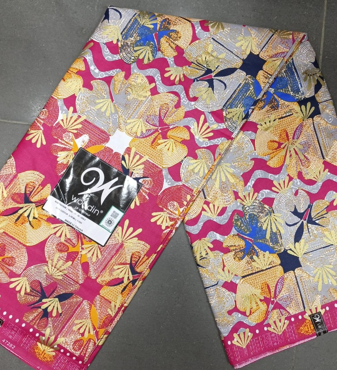 Pagne woodin Rose fuchsia Doré
