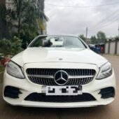 Cabriolet MERCEDES C300 DÉCAPOTABLE