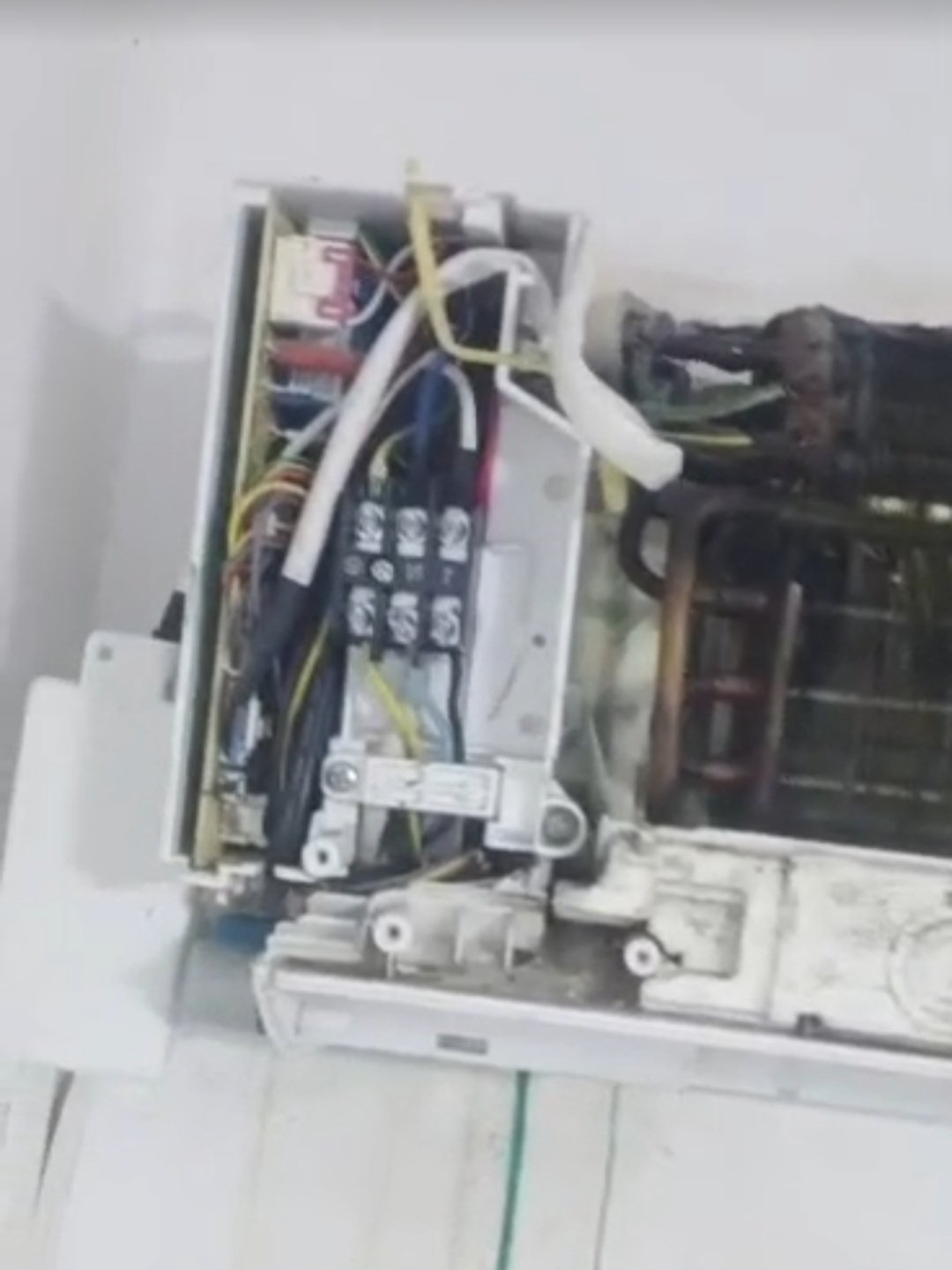 Installation Split & Climatiseur 24H/7J