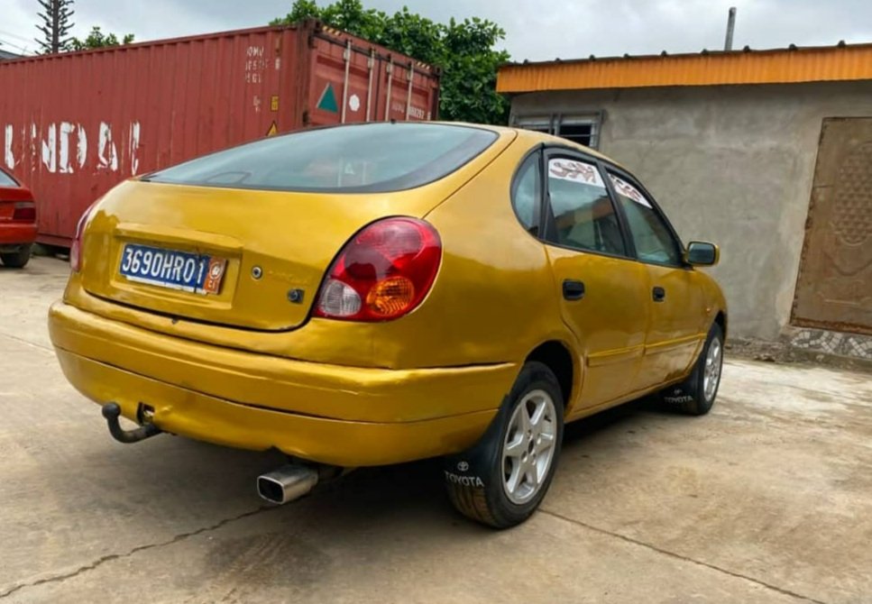 TOYOTA ETO’O bon prix Essence