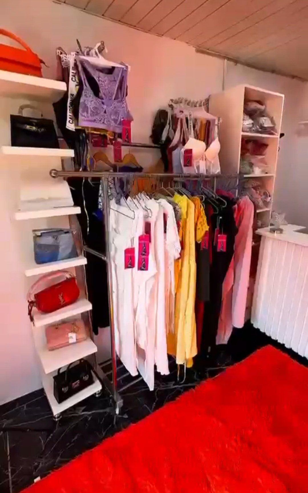 Magasin de mode à céder