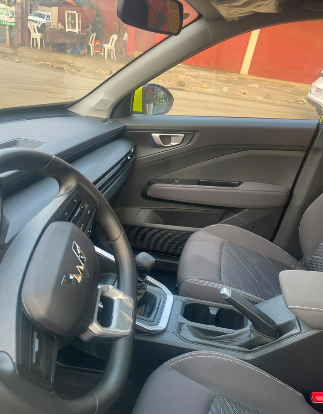 Voiture neuve en vente