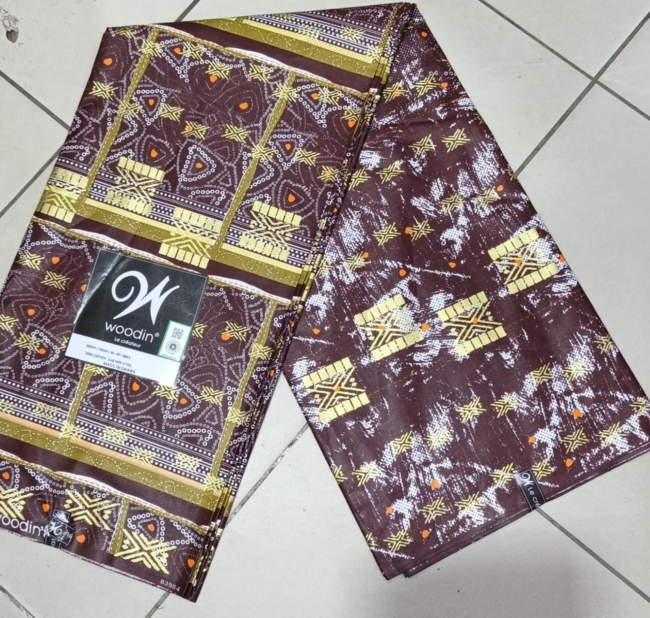 Woodin Motifs Tribaux Marron Or