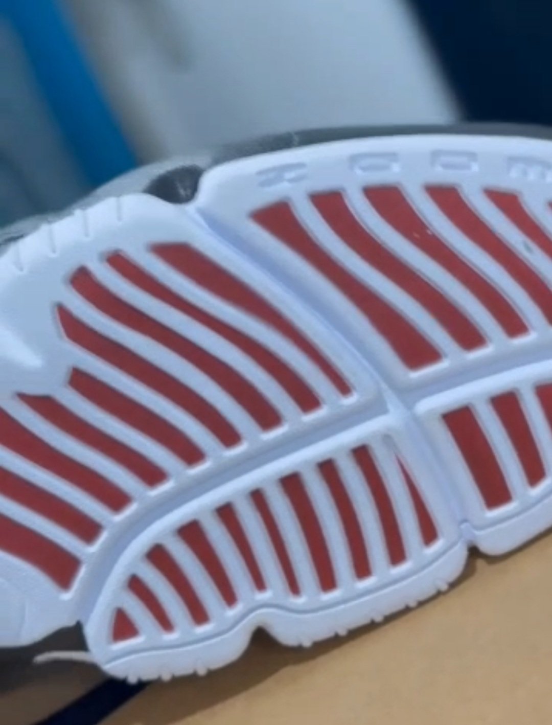NIKE AIR ZOOM FLIGHT 98 “THE GLOVE”