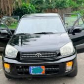 TOYOTA RAV4 À VENDRE BA essence Clim