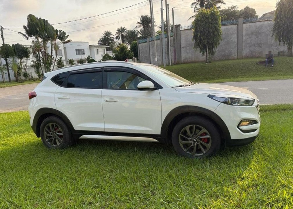 HYUNDAI TUCSON 2019 À VENDRE essence boîte auto
