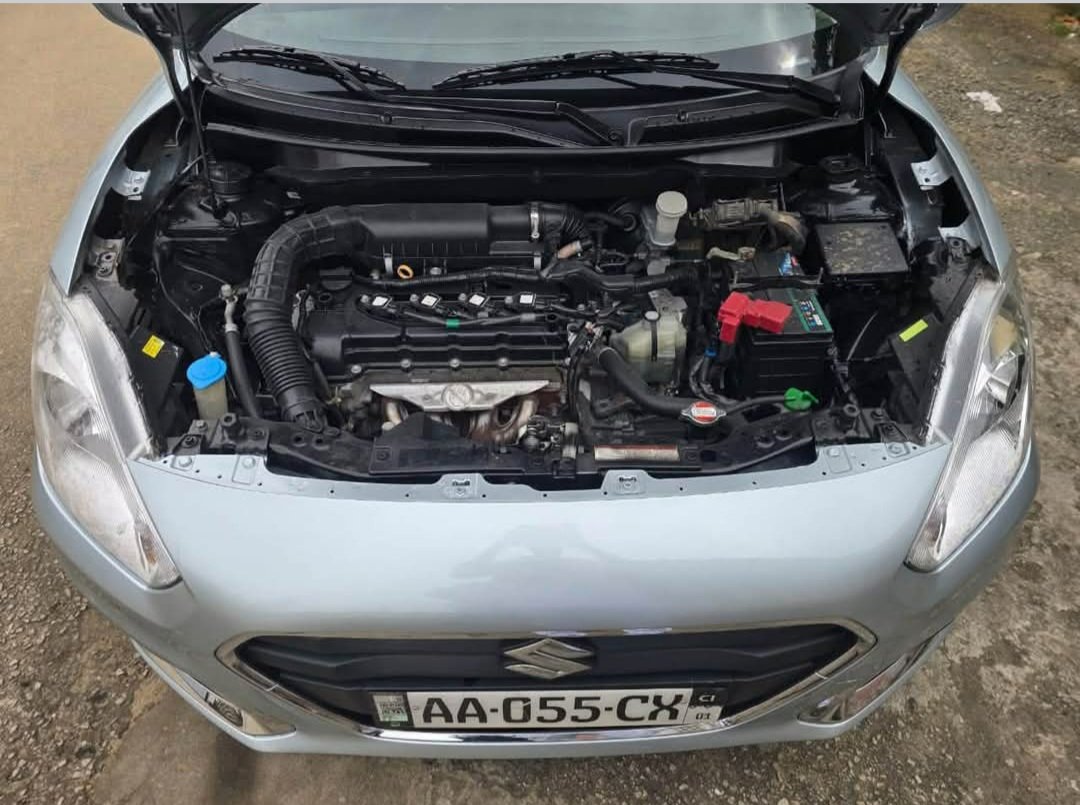 Suzuki dzire boite auto Année 2024
