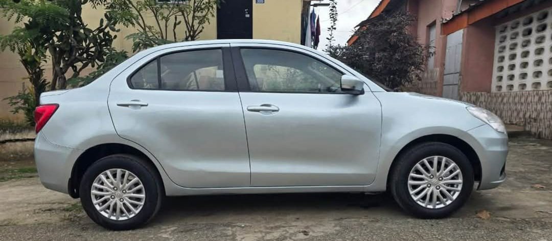 Suzuki dzire boite auto Année 2024