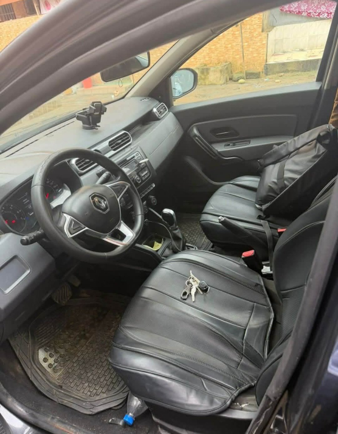 RENAULT DUSTER Année 2019 à vendre
