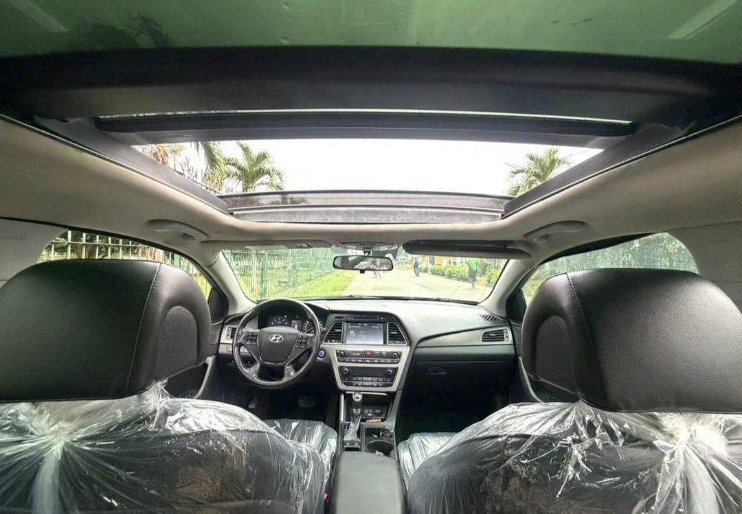 HYUNDAI SONATA SPORT TECH – FULL OPTIONS
