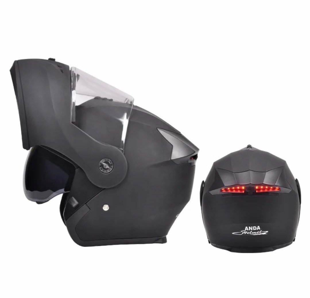 CASQUE MOTO AVEC LED ARRIÈRE MODULABLE ANDA