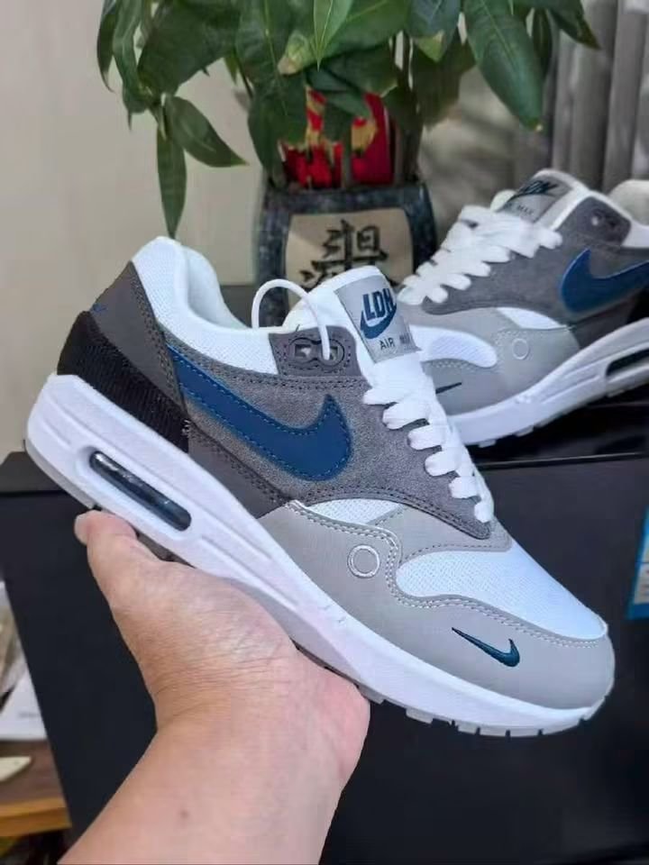 Vente de chaussures