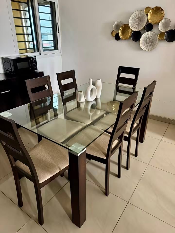 Vente de table à manger