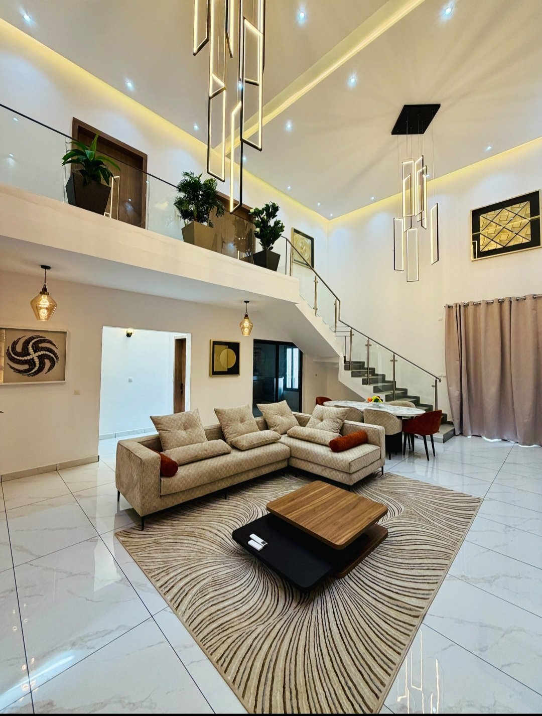 DUPLEX NEUF MEUBLÉ ÉQUIPÉ PISCINE BINGERVILLE