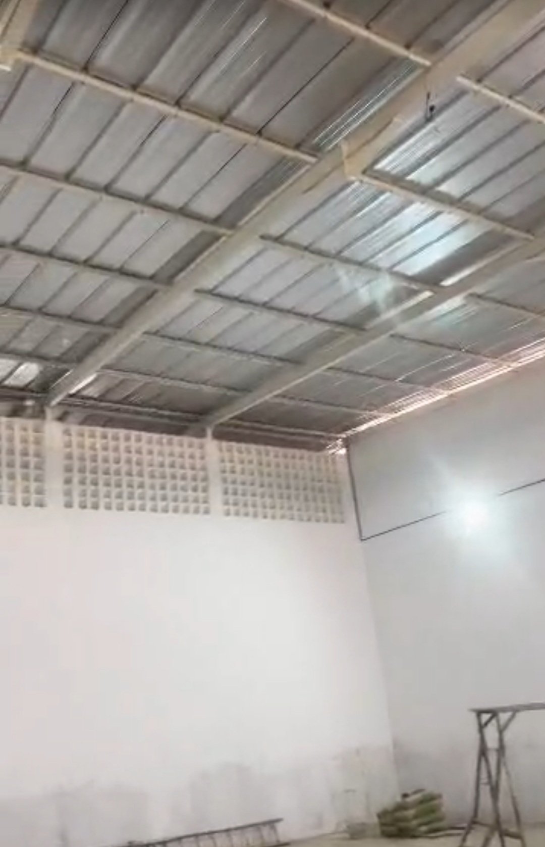 koumassi bia sud entrepôt 423m² en vente