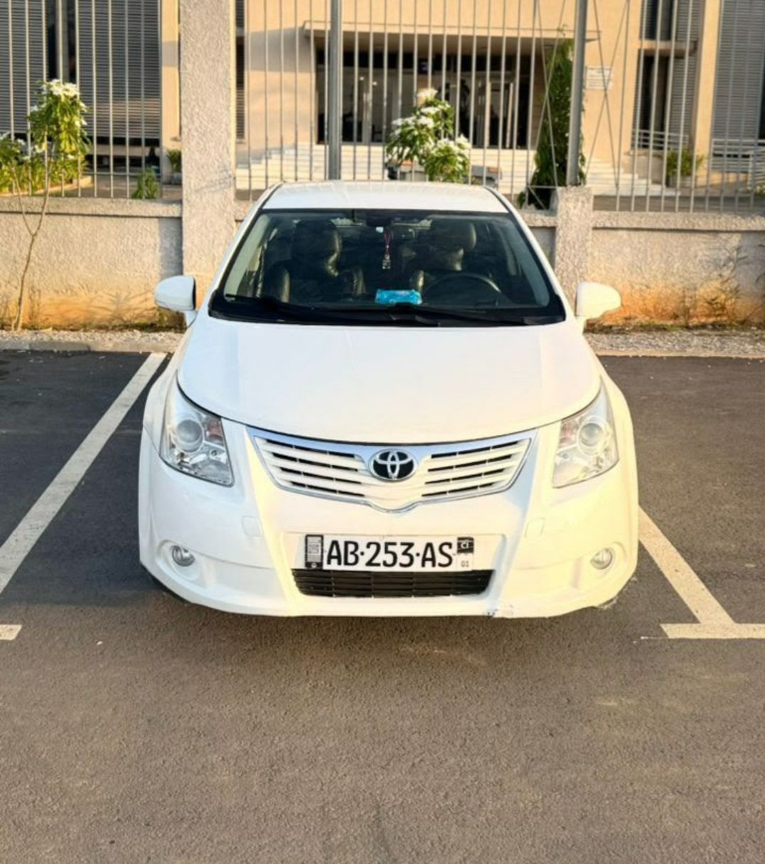 BON MOUVEMENT TOYOTA AVENSIS